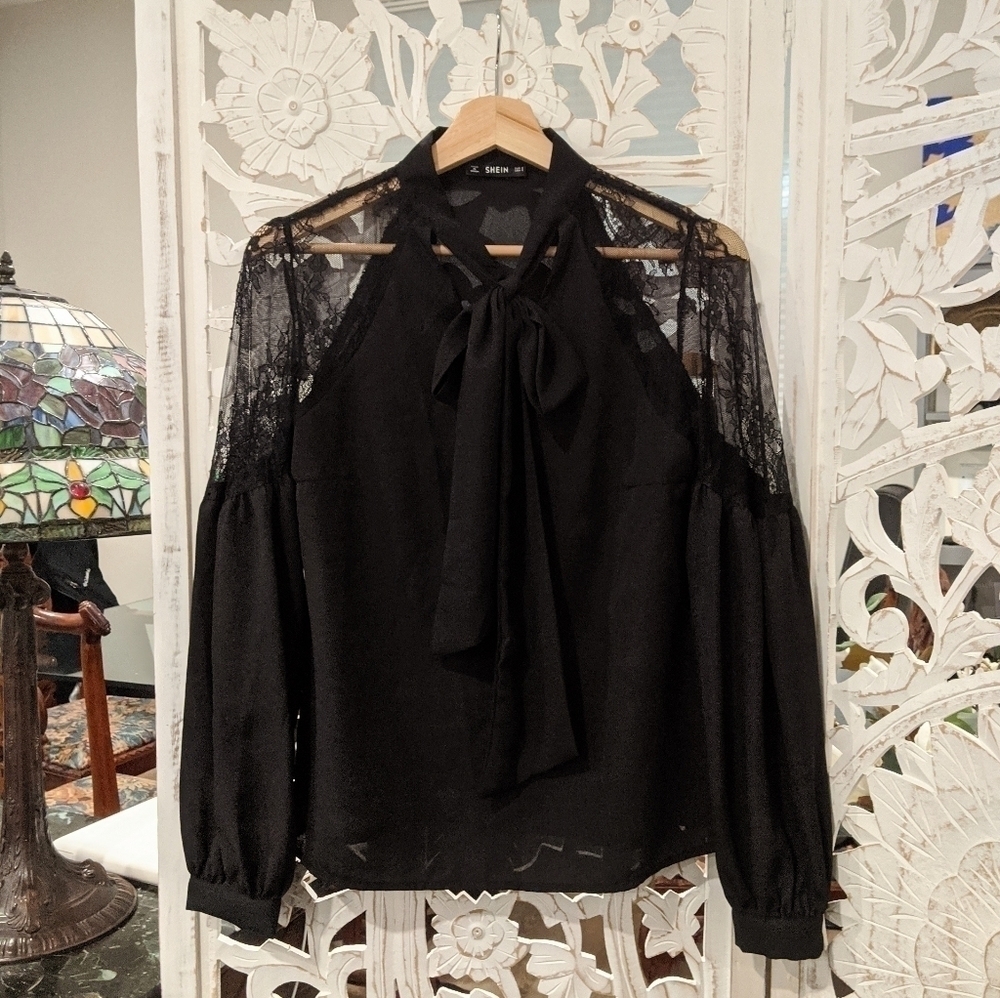 BLACK Lace Shoulder Blouse with Pussycat Bow and Long Sleeves size Small